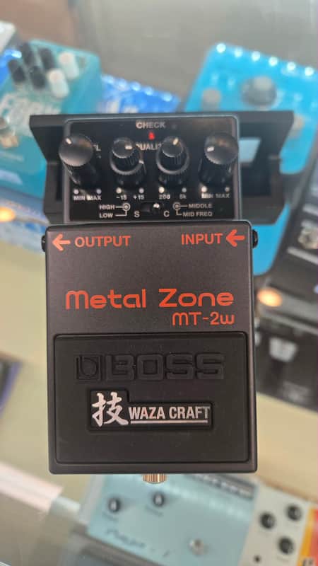 Boss MT-2w