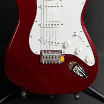 Fender Standard Stratocaster (2025) Electric Guitar Candy Cola Finish (648)