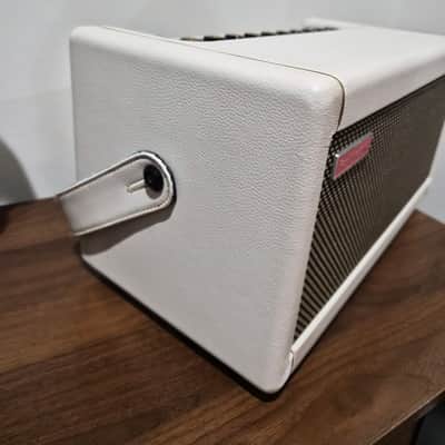 Positive Grid Spark 40 40-Watt 2x4" Modeling Guitar Combo 2021 Pearl White image 9