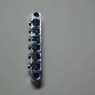 visibly used / relic'd real player's wear Epiphone B-2 metric ABR-1 vintage style bridge CHROME, large posts mounting pieces (NO anchors) early 2000s (for some import guitars that use this style bridge) will NOT fit on Gibson - mounting holes are too big image 20