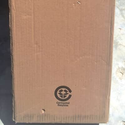 New Fender Billie Eilish acoustuc/electric concert ukulele.In box. image 10