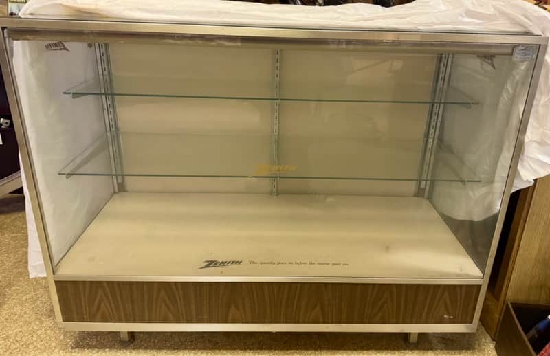 Zenith store Display showcases 1960s rare image 1