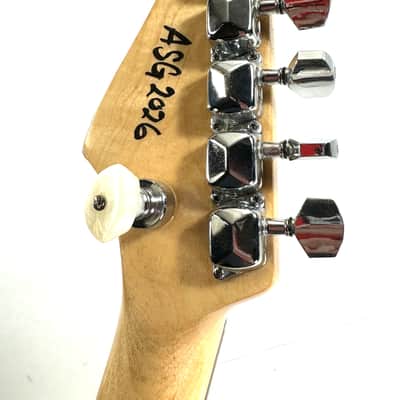 Awesomesauceguitars short scale mustang with 7 strings and a vintage Teisco pickup The Janglecaster 2026 - Olympic white image 5