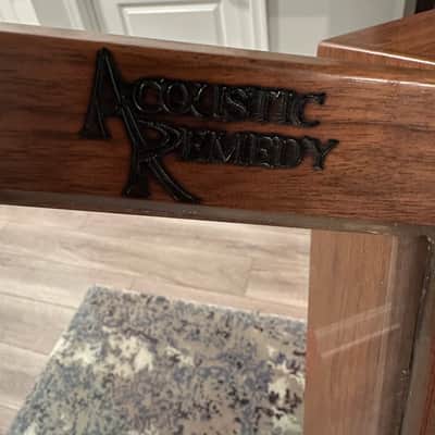 Acoustic Remedy ClimaCase - Triangle Floor Case with UV Filtering Glass 2015 - Walnut image 4