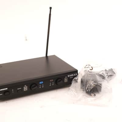 Samson SWS212HH-E Stage 212 Dual Vocal VHF Wireless System (2) Q6 Dynamic Mics image 5