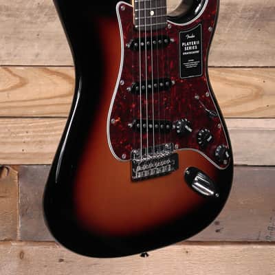 Fender FSR Player II Stratocaster Electric Guitar 3-Color Sunburst image 2