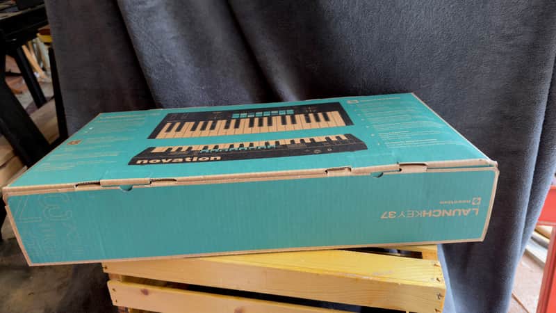 Novation Launchkey 37 MIDI Keyboard Controller - Complete in Box image 1