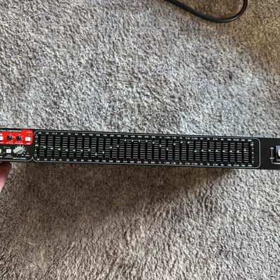SM Pro Audio CQ 31 Graphic EQ, Rack Mount 2000? - Black image 1