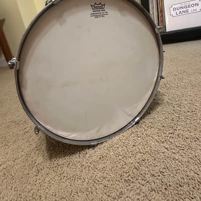 Slingerland 5x14 8 Lug Snare Drum October 1961 - Peacock Sparkle image 12