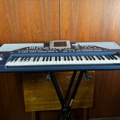 Korg Pa800 - Professional 61-Key Arranger Keyboard with Built-In Speakers w/ bag image 6
