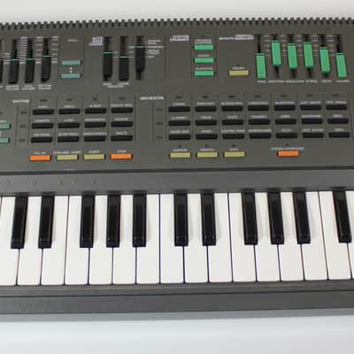 Yamaha PSS 460 Portasound FM Synthesizer Keyboard Portable w