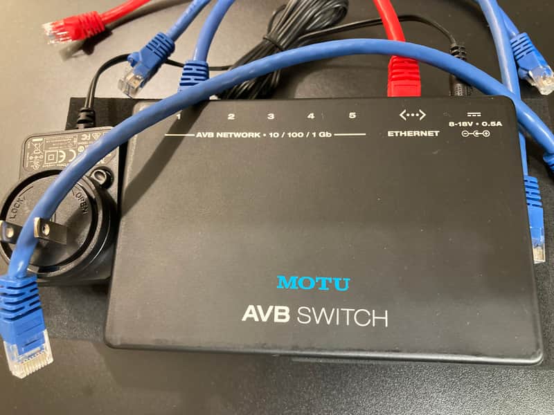 MOTU AVB Switch 5-Port Audio Video Bridging Switch