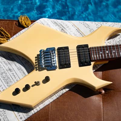 1985 B.C. Rich Warlock  - Aged White - Made in Japan - Pro Set Up w Perfect Frets/Action/Intonation! Shred Master Supreme image 2