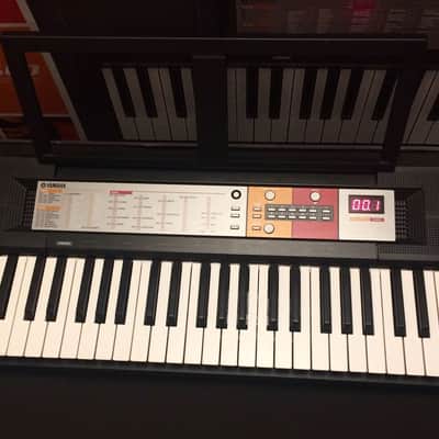 Yamaha PSR-F50 image 3
