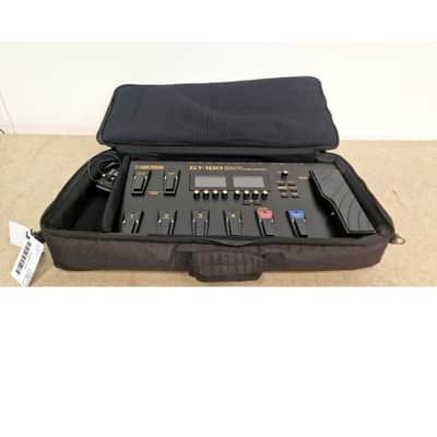 Boss GT-100 - Multi-Effects Pedals - Excellent w/ Soft Case & power supply image 3
