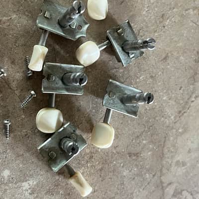 1964 1965 1966 set Fender Musicmaster Duo Sonic Mustang guitar tuners tuning pegs image 4