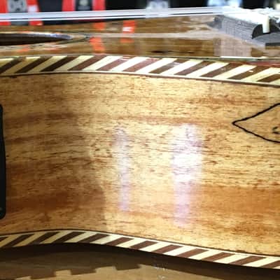 Lohanu LU-MAGE-T Natural Gloss Finish Acoustic-Electric Tenor Ukulele image 4