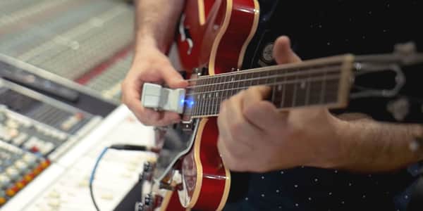 TC Electronic Challenges the EBow with Its New Aeon | Reverb News