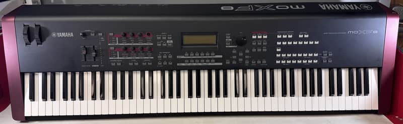 Yamaha MOXF8 88-Key Synthesizer Workstation | Reverb