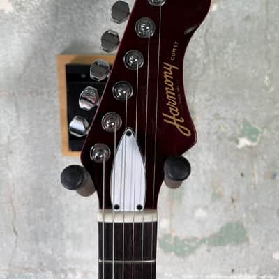 Harmony Comet with Rosewood Fretboard - Trans Red image 5