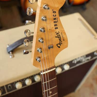 Fender Bronco Vintage 1978 with 1966 neck 1978 - Fiesta Red image 4