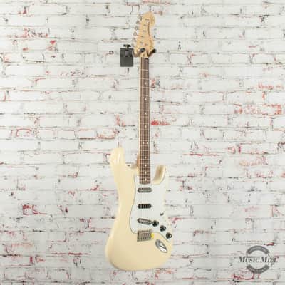 Fender Ritchie Blackmore Stratocaster, Scalloped Rosewood Fingerboard, Olympic White image 4