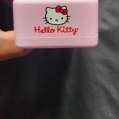 2024 Pink Fender Hello Kitty Fuzz image 5