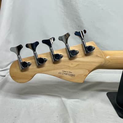Squier Affinity Series J-Bass Jazz Bass 5-String Electric Bass image 9