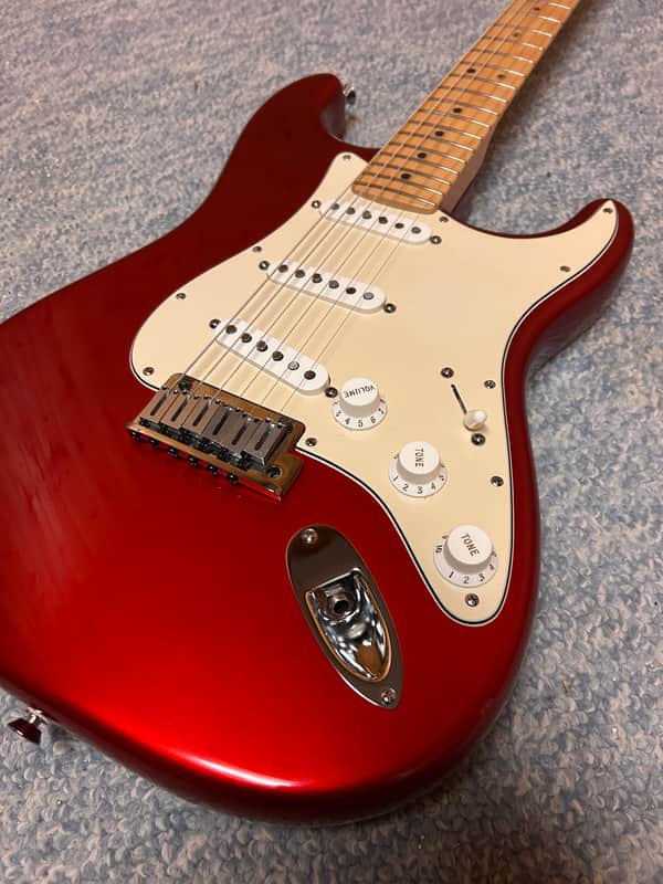 MINT  American standard Stratocaster