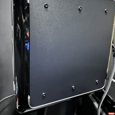 TAD ME1K 2022 - Piano Black Bild 4