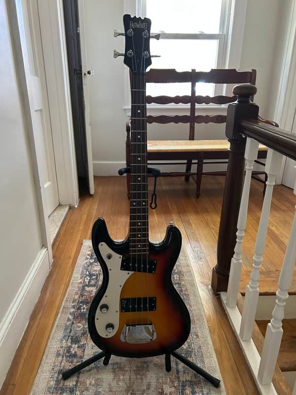 Eastwood Hi-Flyer Bass Left-Handed 2010s - Sunburst image 1