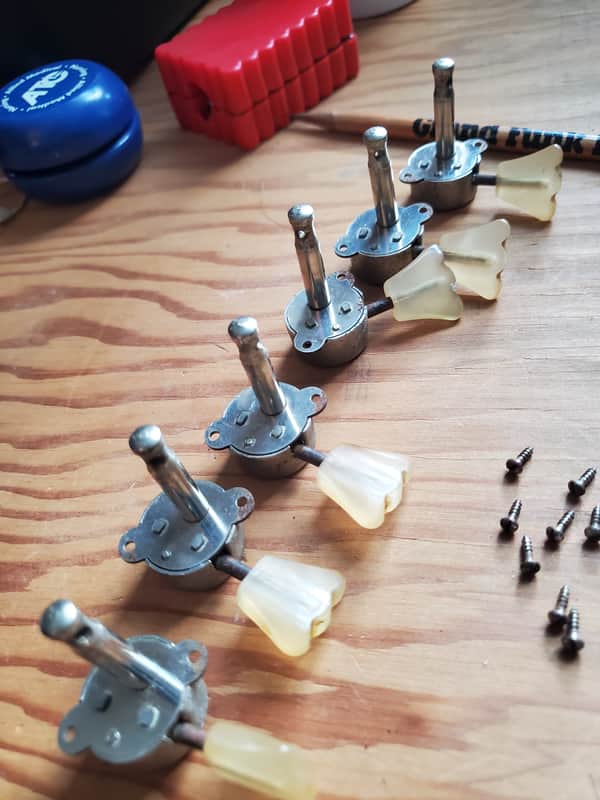 Hofner Electric Guitar Tuners 176, 173, 172 Early 1960s