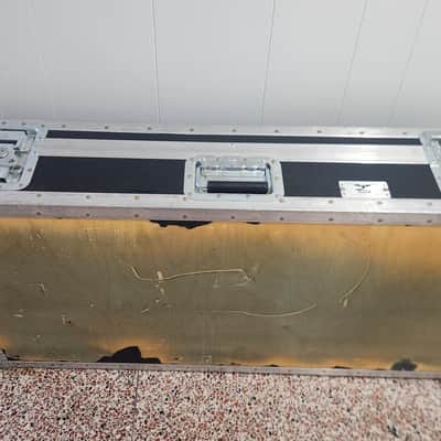 Dragon Case Pedalboard Flight Case Tour Roadcase (Gibson ES Style) 43x22x9 image 5