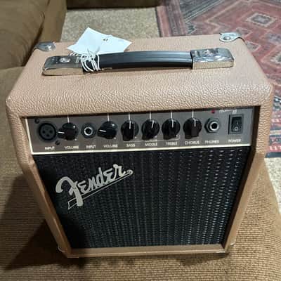 Fender Acoustasonic 15 2-Channel 15-Watt 1x6" Acoustic Guitar Amp 2013 - Present - Brown image 2