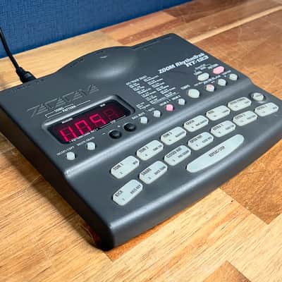 Zoom RT-123 Drum & Bass Machine - Black image 2