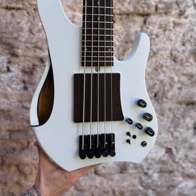 Swan Alpha Headless Infinity - Satin 33” Scale 18mm spacing Headless image 3