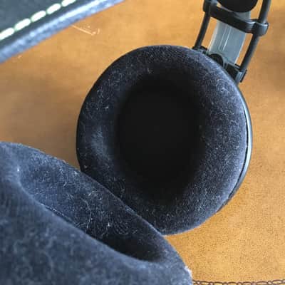 AKG Q701 Quincy Jones Signature Black Headphones image 13
