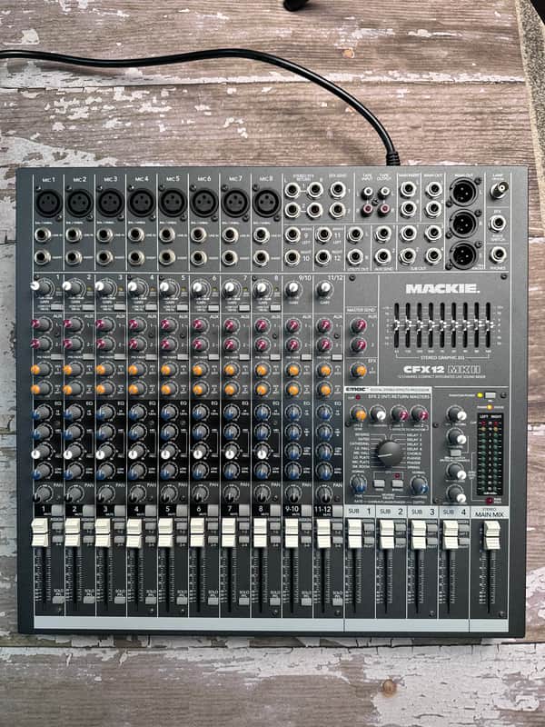 Mackie CFX12 MKII 12-Channel Compact Integrated Live Sound
