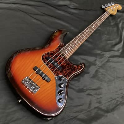 Fender USA DLX Jazz Bass/Sunburst image 2