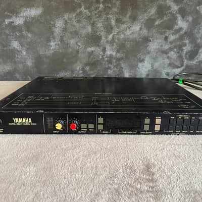 Yamaha  D1500 Digital delay
