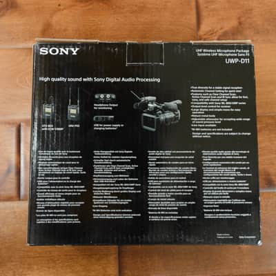 Sony UWP-D11 Integrated Digital  Wireless Lavalier Microphone Package image 2