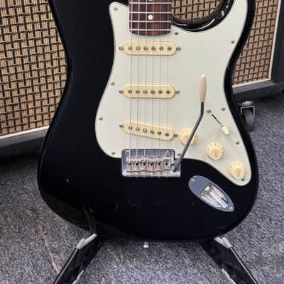 Fender American Professional Stratocaster with Rosewood Fretboard 2017 - Black image 1