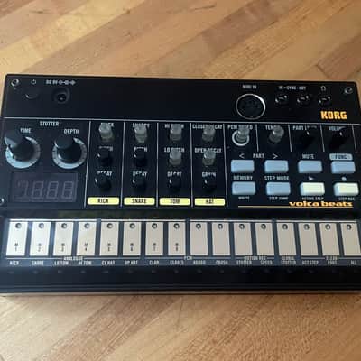 Korg Volca Beats Analog Rhythm Machine 2010s - Black image 1