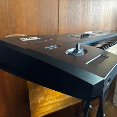 Korg TRITON Extreme 76-Key Music Workstation/Sampler New battery w/ case image 6