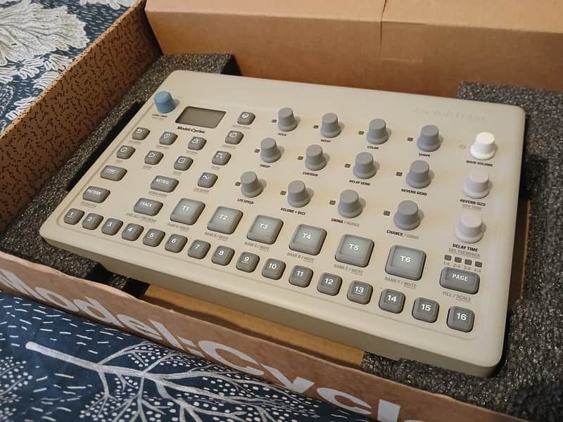 Elektron Model:Cycles FM Groovebox Grey (boxed) image 1
