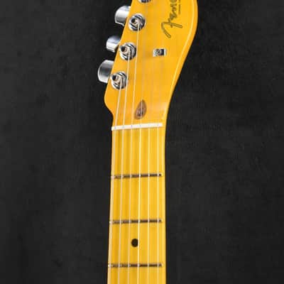 Fender American Professional II Telecaster Thinline Transparent Shell Pink Maple Fingerboard image 4