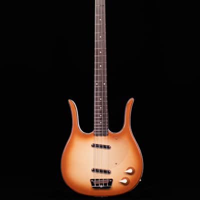 Danelectro Longhorn Bass, Copper Burst image 5