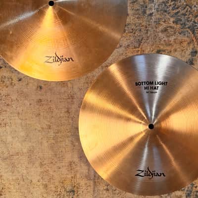 Rare FACTORY LIGHT Vintage Zildjian Thin Hihats 14” 879 892 g CLEAN! Awesome LIGHT Zildjian! Discontinued image 4
