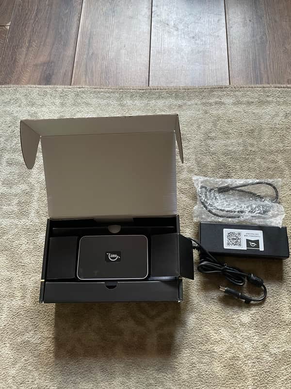 OWC Thunderbolt Hub - Opened but unused! OWC - Dark Grey image 1
