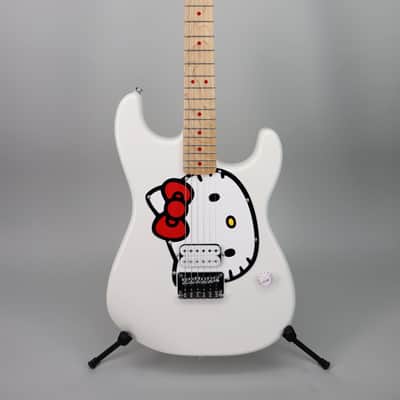 Squier Limited Edition Hello Kitty Stratocaster White image 2